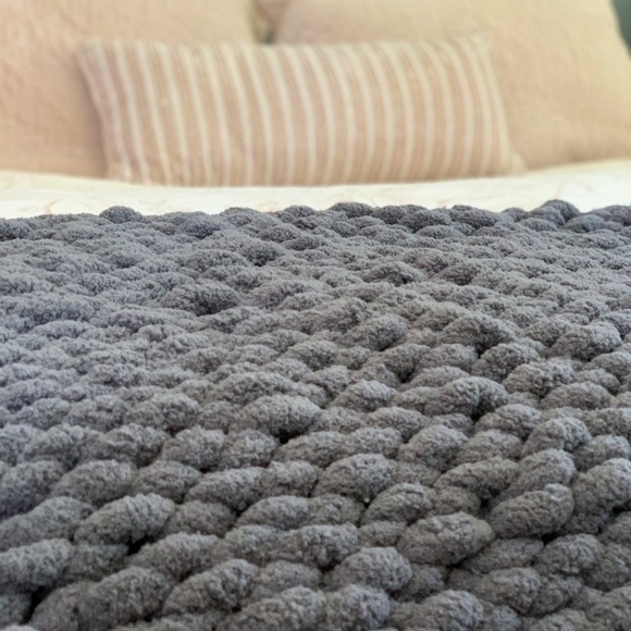 Blanket - Picture 3 of 3